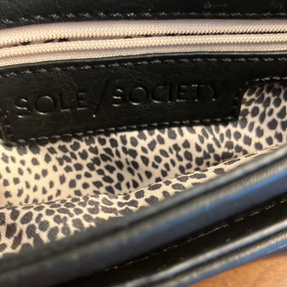 Sole Society leopard print envelope clutch - Picture 4 of 5